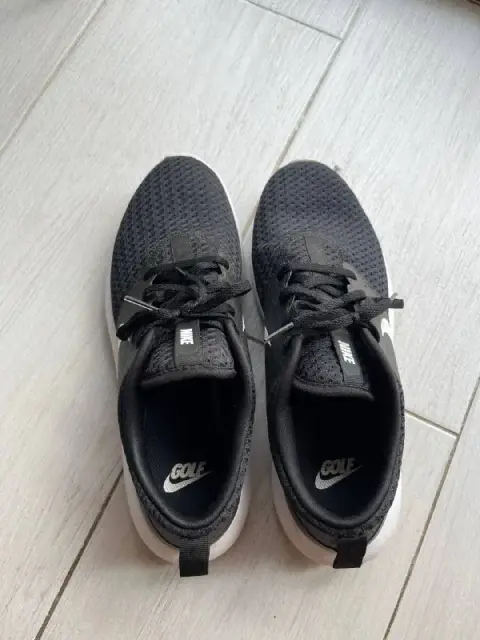 Продам кроссовки Nike — Батуми — 60 ₾