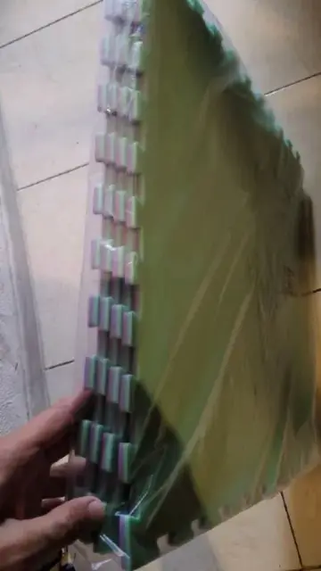 Продам новый мягкий пол / коврик-пазл ISOLON — Тбилиси — 20 ₾