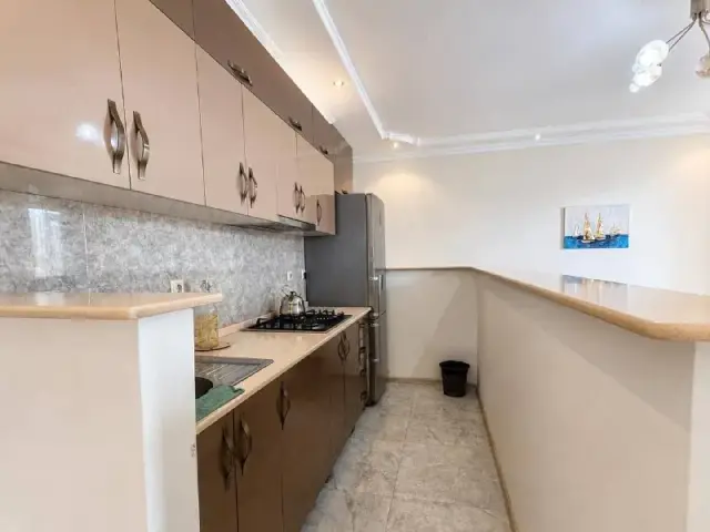 сдам квартиру 2+1 по улице 2-й переулок Инасоридзе, 10 — Batumi — 850 $