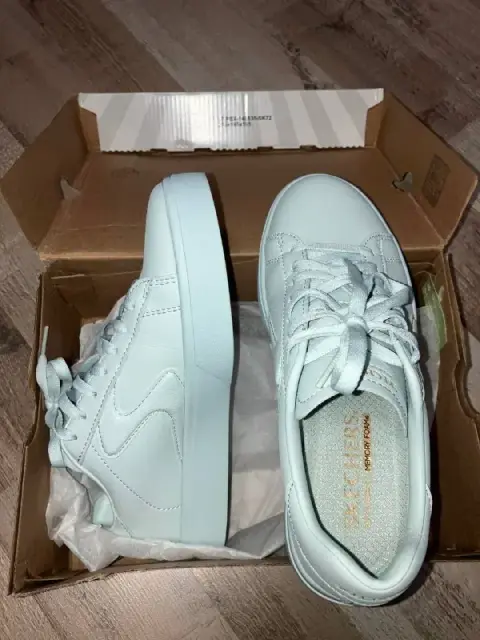 Кроссовки женские Skechers 36 размер. — Батуми — 80 ₾