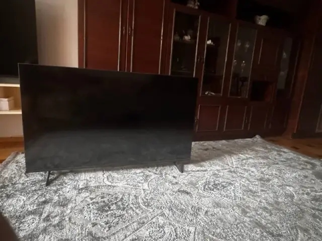 Hisense 55E7Q PRO, замена матрицы — Батуми
