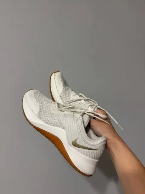 Кроссовки Nike оригинальные женские — Batumi — 50 ₾