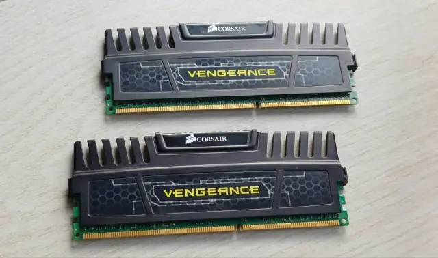 Оперативная память DDR3 Corsair и HyperX — Батуми — 80 ₾