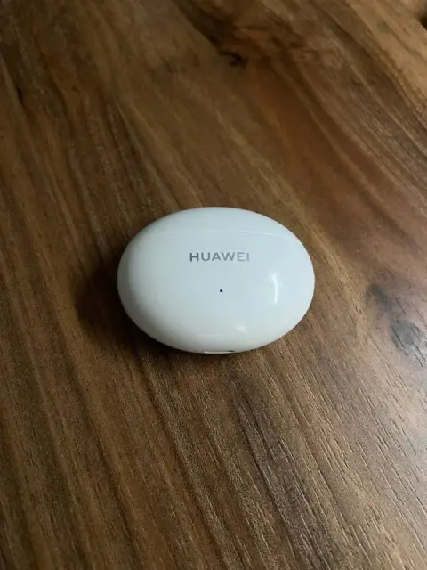 Продам⚡беспроводные наушники Huawei FreeBuds 4i Ceramic White. — Батуми — 70 ₾