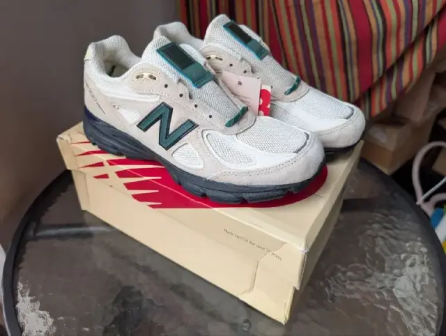 Продам кроссовки New Balance 990v4 — Tbilisi — 475 ₾
