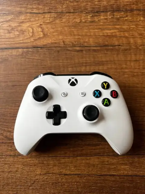Xbox джойстик (контроллер) с проводом — Тбилиси — 125 ₾