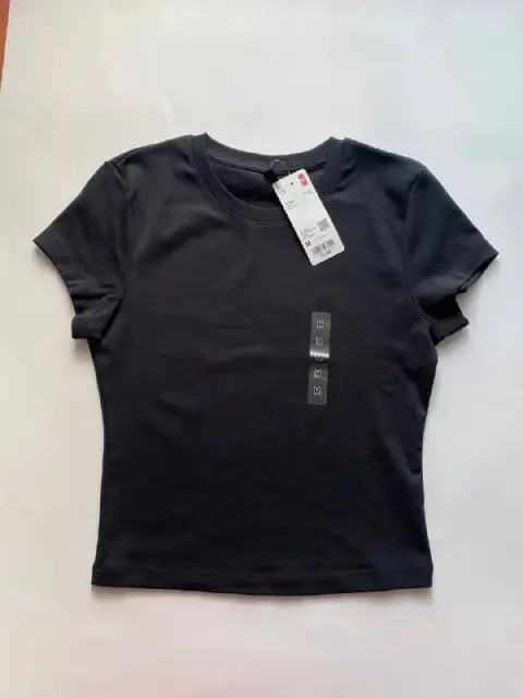 Футболка uniqlo — Тбилиси — 140 ₾