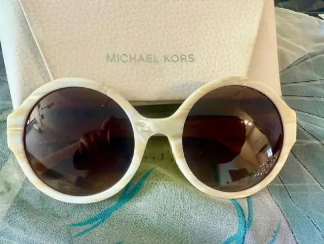 Очки Michael Kors — Батуми