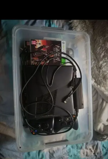 Приставка xbox 360 с геймпадом и дорогими играми — Batumi — 650 ₽
