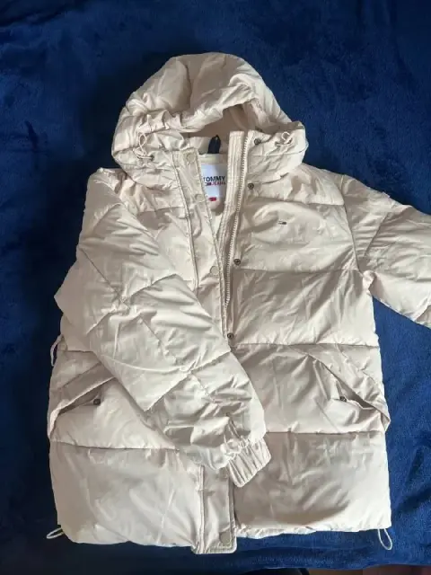 Зимний пуховик Tommy Jeans — Батуми — 180 ₾