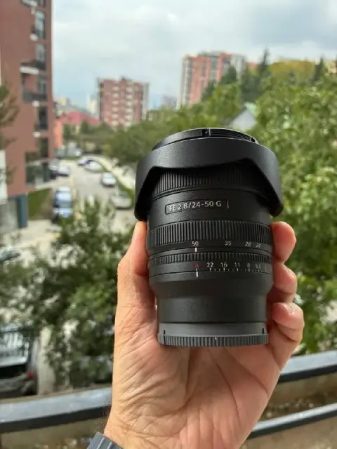 Sony FE 24-50mm f2.8 — Тбилиси — 2 400 ₾