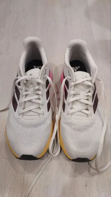 Кроссовки adidas — Тбилиси — 90 ₾