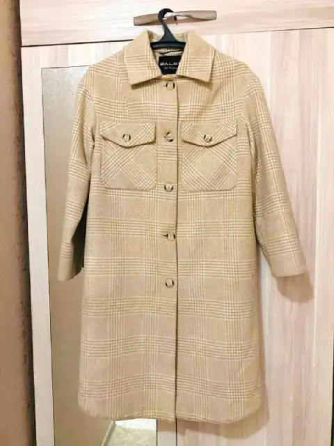 Женское пальто итальянского фасона Alef — Батуми — 65 ₾