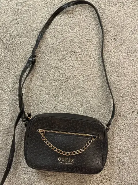 Женская сумка кроссбоди Mini Crossbody от Guess — Батуми — 40 ₾