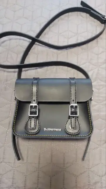7 Inch Leather Crossbody Bag in Black — Тбилиси — 70 $