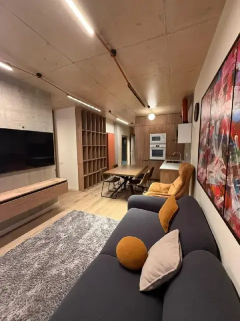 Квартира на ул. Адлия, 6 — Batumi — 1,000 $