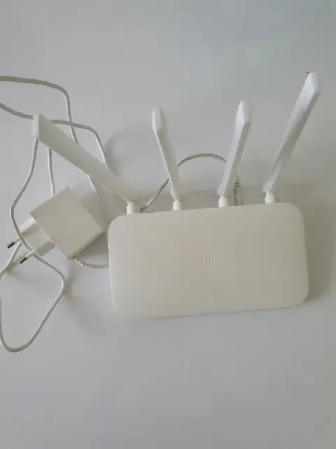 Xiaomi Mi Router 4 C — Батуми — 40 ₾