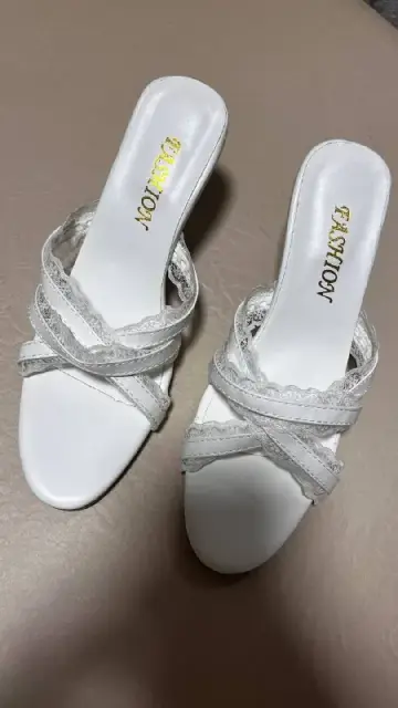 Новые босоножки на каблуке — Батуми — 45 ₾