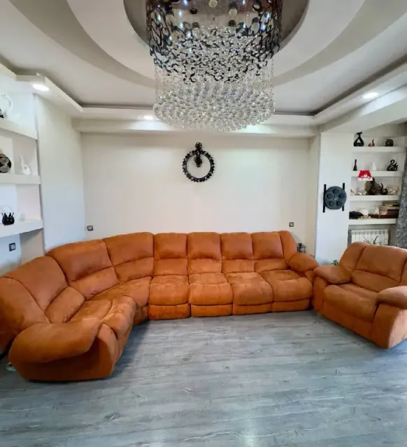Большой раскладной диван — Тбилиси — 2 200 ₾