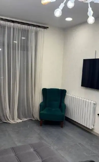 Комплектом (2 кресла и диван) — Батуми — 1 650 ₾
