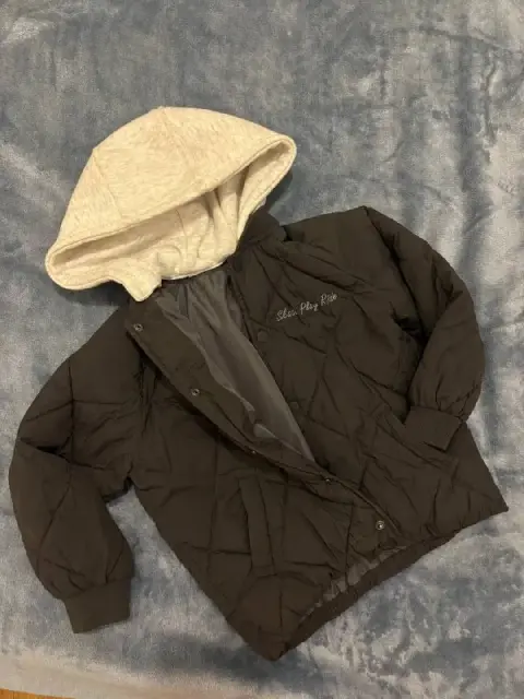 Курточка Zara 4-5 лет — Тбилиси — 30 ₾