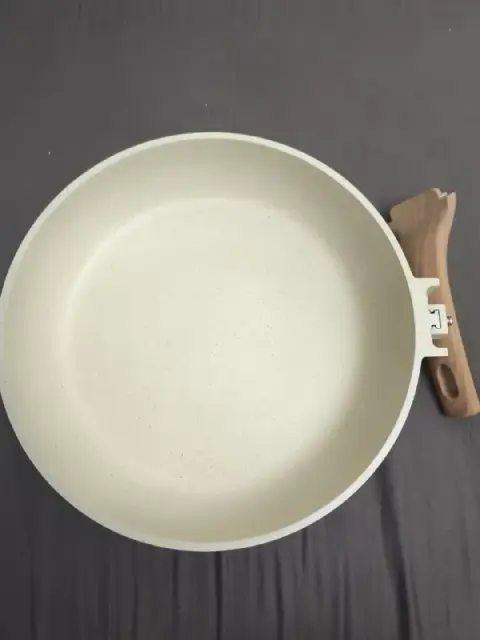 Сковорода со съемной ручкой — Тбилиси — 70 ₾
