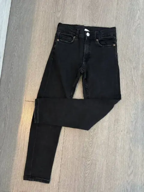 Джинсы Zara — Батуми — 10 ₾