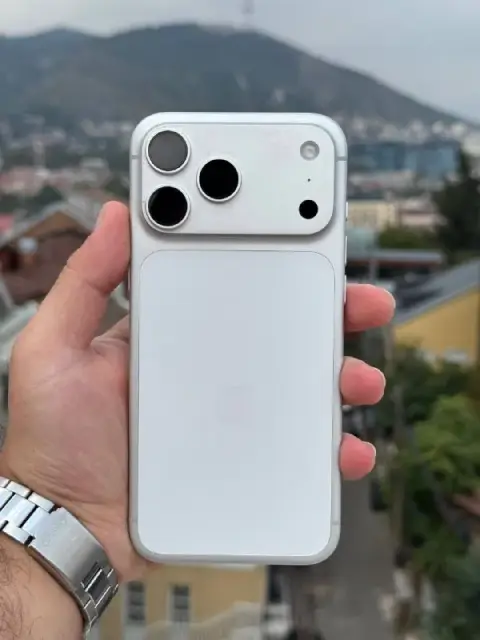 IPhone 17 Pro Max 512GB Silver — Тбилиси — 3 500 ₾