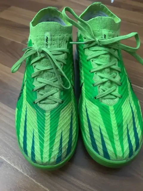 Бутсы футбольные Nike — Батуми — 240 ₾