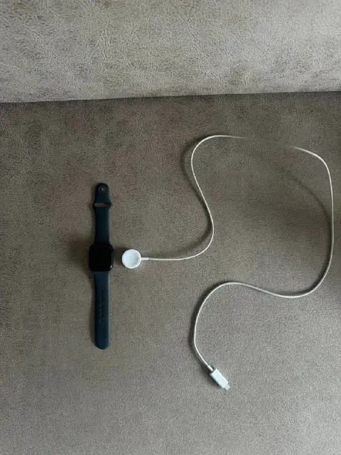 Apple Watch SE 2 (2022 года выпуска) — Батуми — 350 ₾