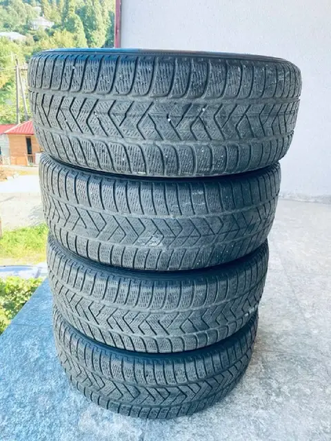 Pirelli Scorpion Winter 235/60 R18 107H M+S — Батуми