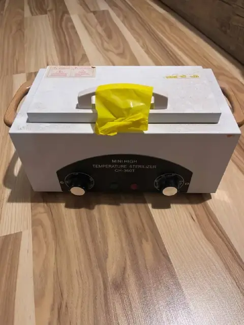 Маникюрный стерилизатор — Батуми — 40 ₾