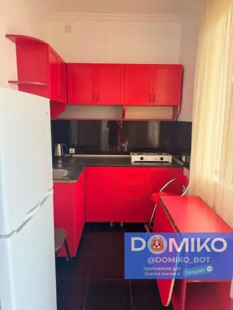 Студия, ¾ этаж, 34 кв/м — Батуми — 300 $