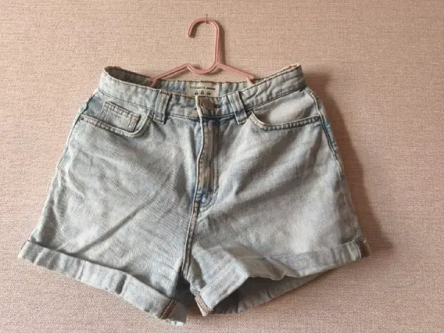 Голубые джинсовые шорты — Tbilisi — 25 ₾