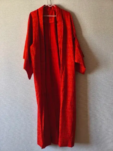 Красное кимоно — Tbilisi — 70 ₾