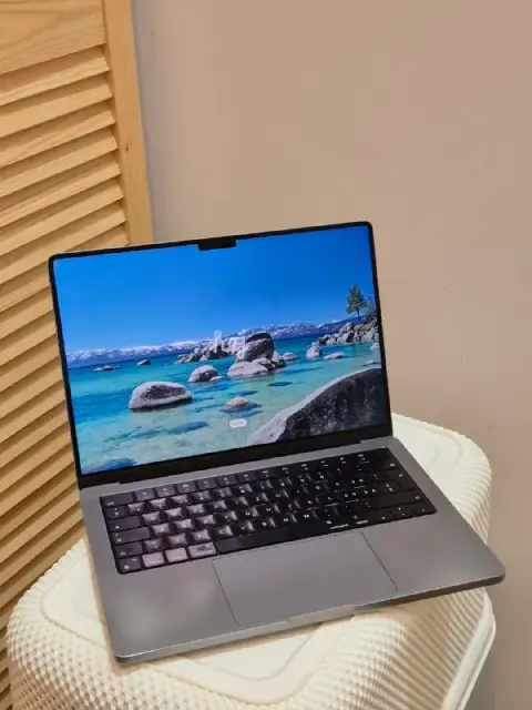 MacBook Pro 14» M1 Max, 2021 — Тбилиси — 4 500 ₾