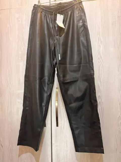 Женские брюки Mango — Батуми — 80 ₾