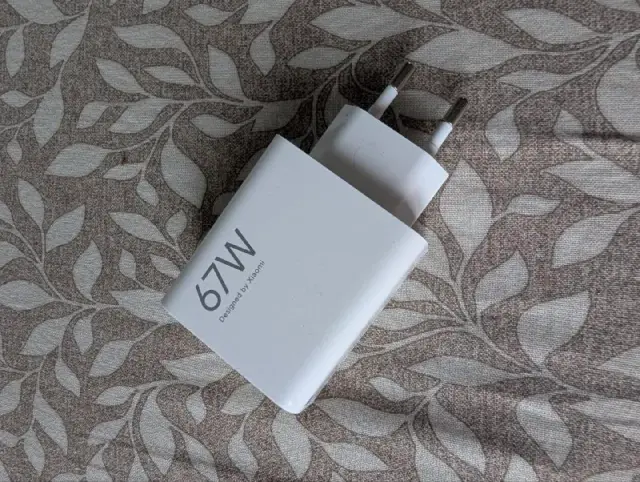 Зарядка 67 ват Xiaomi — оригинал — Батуми — 25 ₾