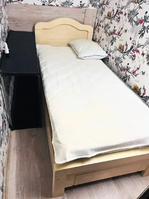Кровать одноместная с матрасом и наматрасником — Тбилиси — 500 ₾