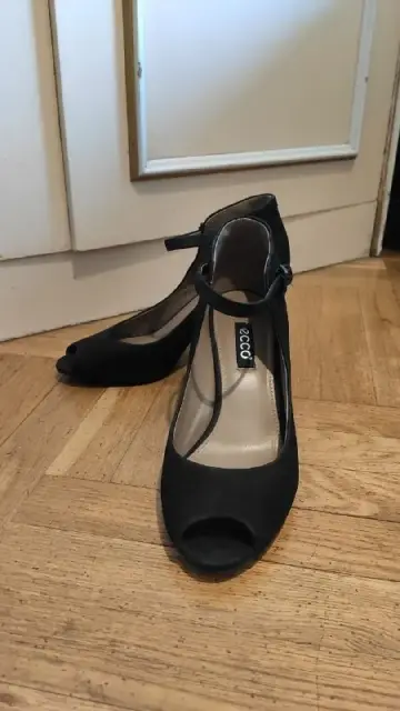 Босоножки ecco — Тбилиси — 60 ₾