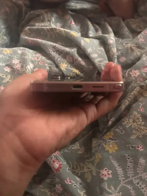 Samsung Galaxy S25 Ultra — Батуми — 2 200 ₾