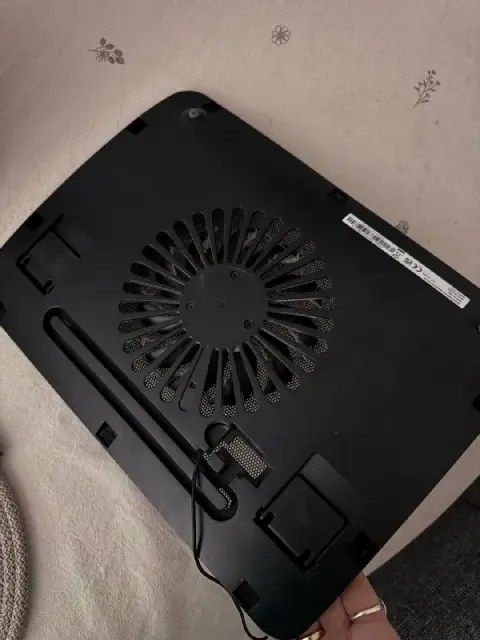 Охлаждающая подставка для ноутбука — Тбилиси — 25 ₾