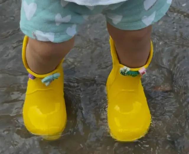 Детский резиновый сапожек Crocs — Батуми