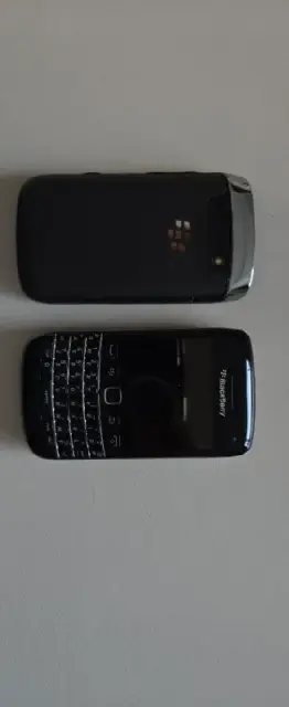 Ретро-телефоны BlackBerry Curve 100 — Тбилиси — 100 ₾