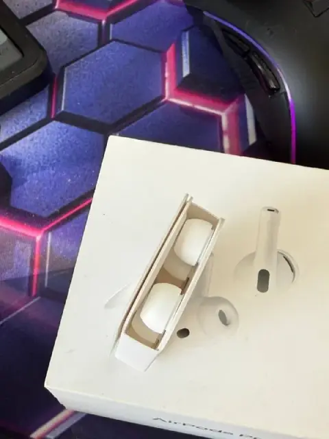 AirPods Pro 3 — Ереван — 99 000 ֏