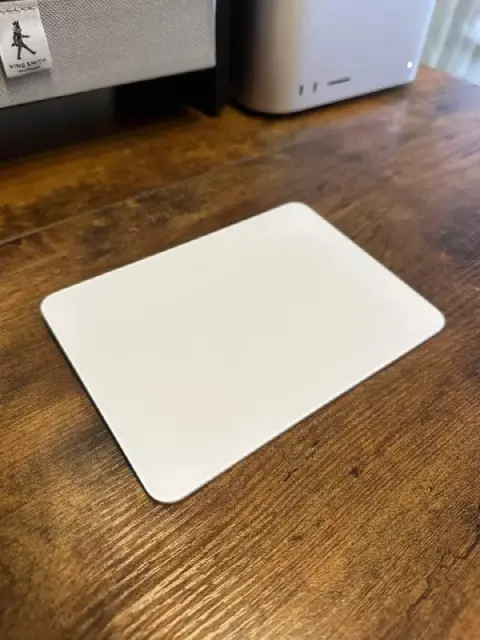 Apple Magic Trackpad 2 — Батуми — 290 ₾