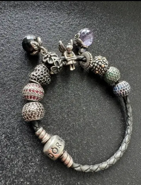 Pandora кожаный серый браслет 17 размер с шармами — Батуми — 350 ₾