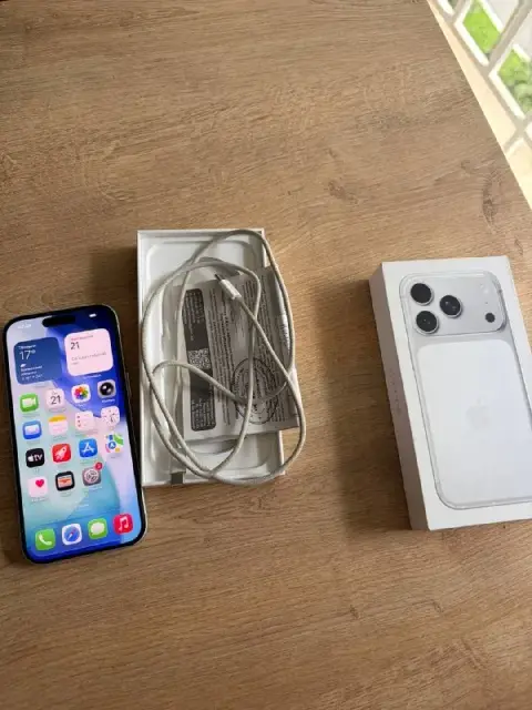 Айфон 17 про Silver 256 гб — Batumi — 3,000 ₸