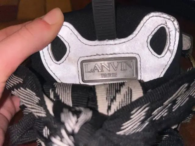 Lanvin — Batumi — 150 ₾