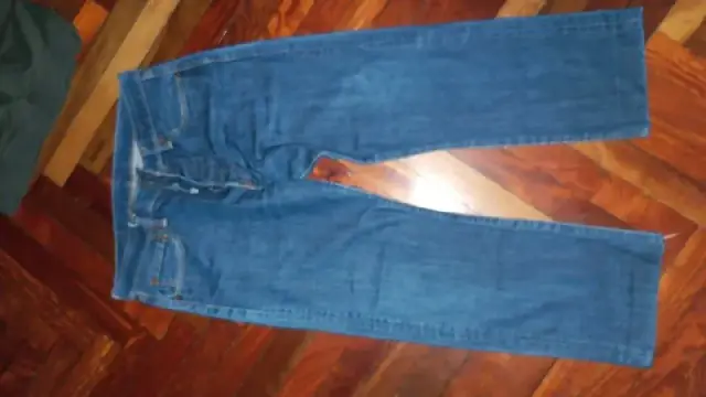 Levis джинсы — Batumi — 20 ₾